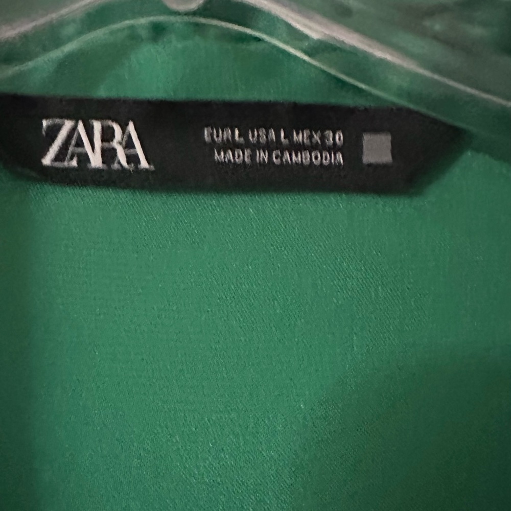 Zara Emerald Green Satin Button-Up Blouse - Picture 4 of 8